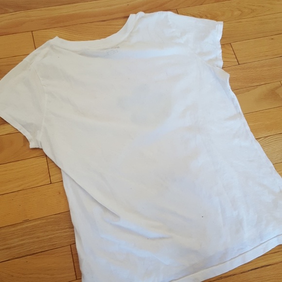 Aeropostale T-Shirt - Picture 4 of 4